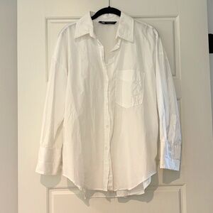 Women's Zara Oversized White Button Down Long Sleeve Shirt Size M